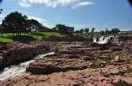 As cachoeiras de Sioux Falls, em um parque bem no centro da cidade, em South Dakota, nos Estados Unidos